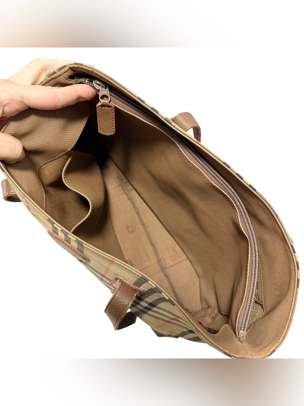 Burberry Nova Check & Brown Leather Large Tote Bag - Picture 7 of 16